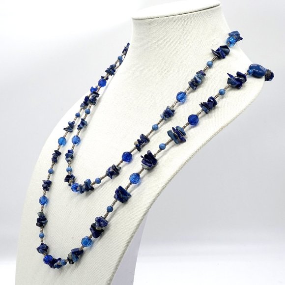Handmade necklace with Lapis chips, blue crystals and silver seed beads. Unique. - Picture 4 of 7